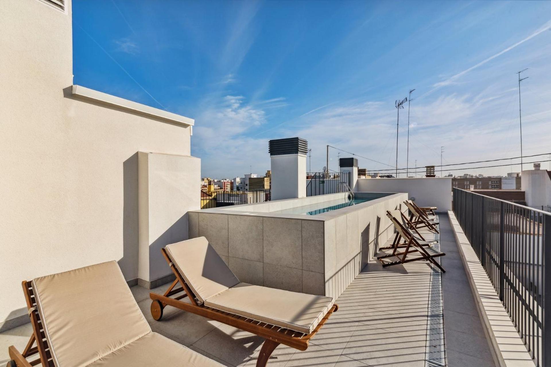 Limehome Valencia Carrer Del Pare Palau I Quer Zewnętrze zdjęcie