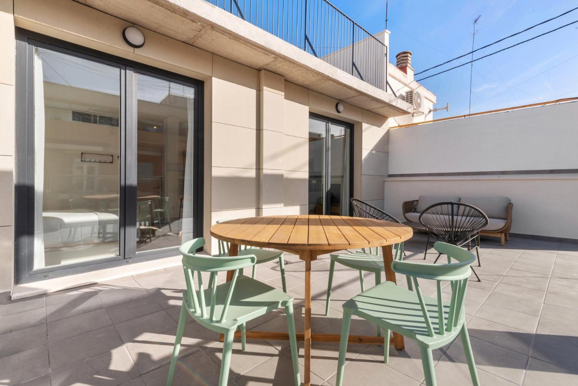 Limehome Valencia Carrer Del Pare Palau I Quer Zewnętrze zdjęcie
