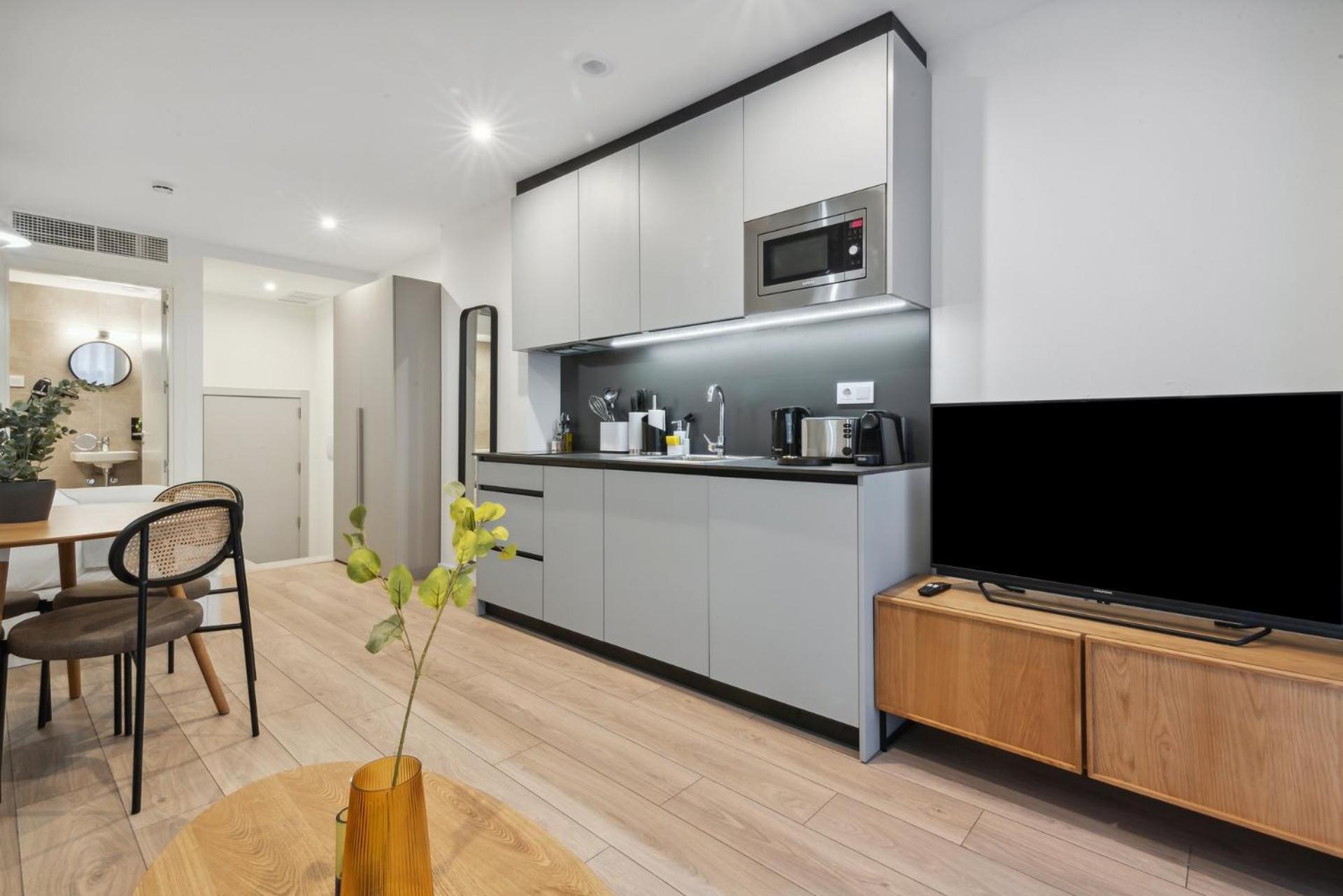 Limehome Valencia Carrer Del Pare Palau I Quer Zewnętrze zdjęcie
