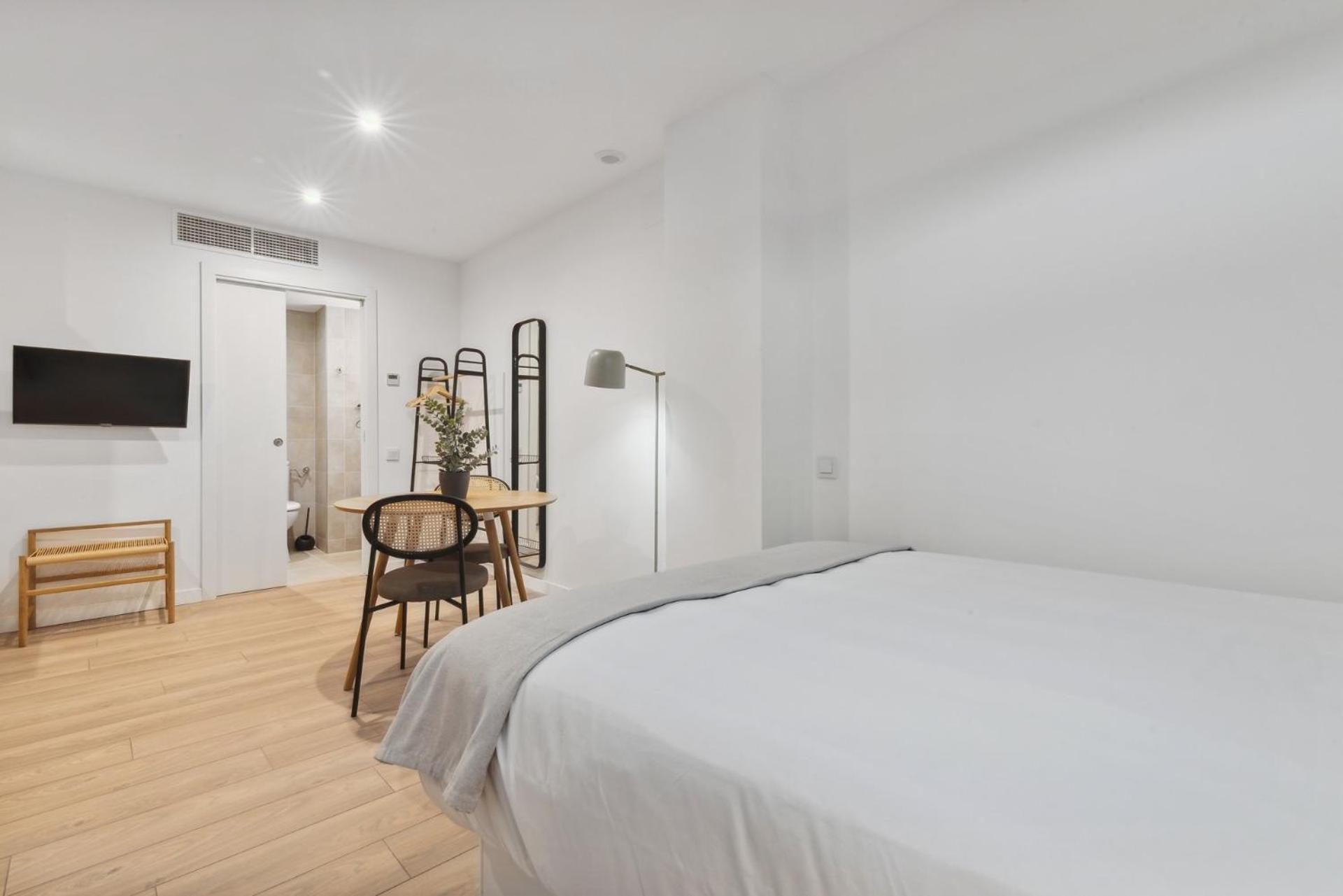 Limehome Valencia Carrer Del Pare Palau I Quer Pokój zdjęcie