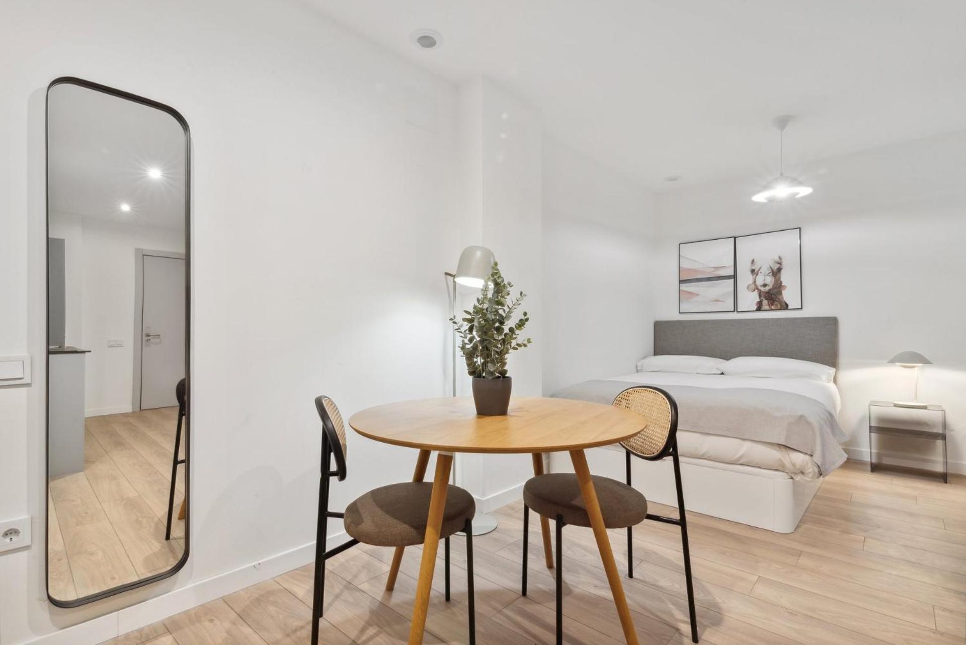 Limehome Valencia Carrer Del Pare Palau I Quer Pokój zdjęcie