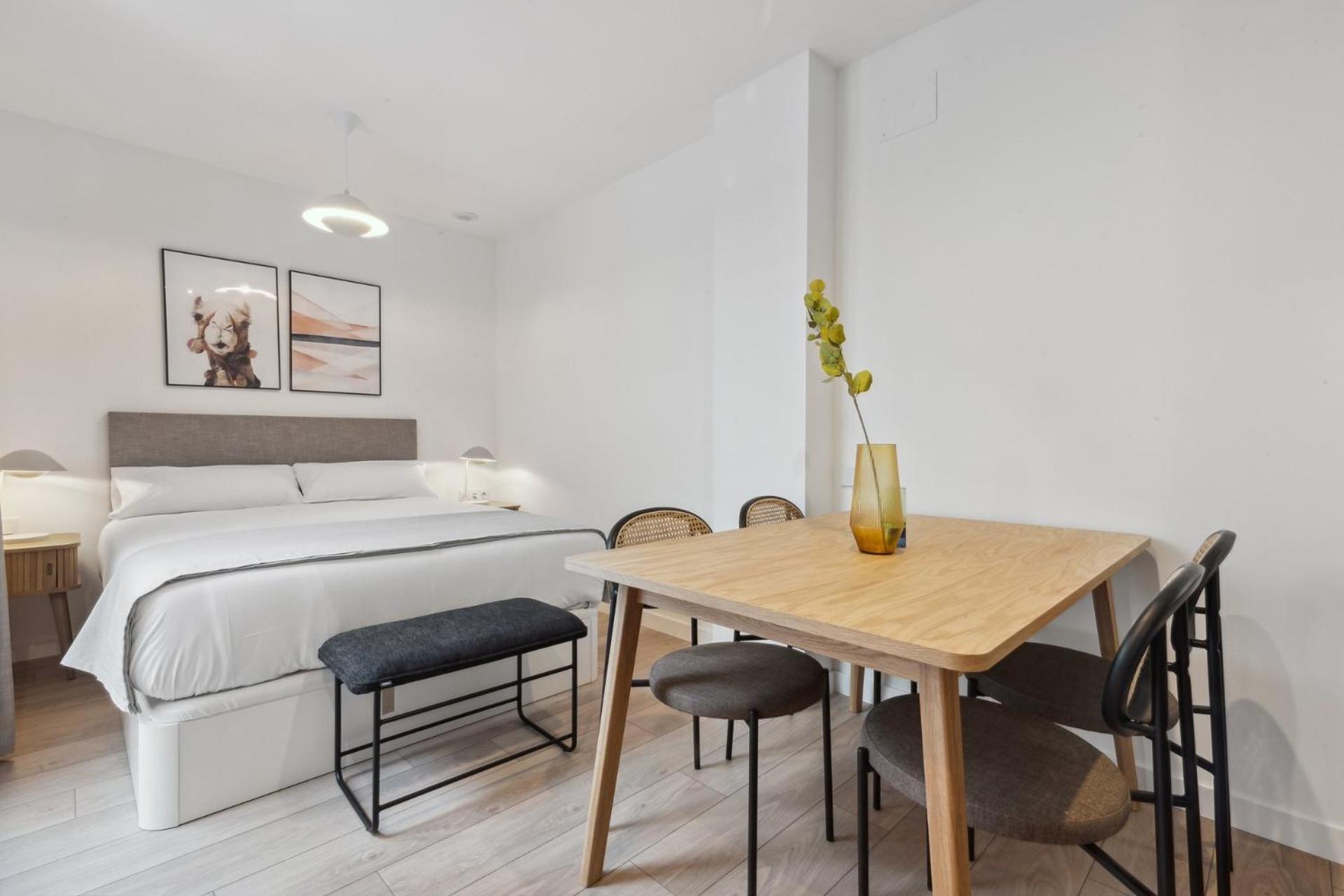 Limehome Valencia Carrer Del Pare Palau I Quer Pokój zdjęcie